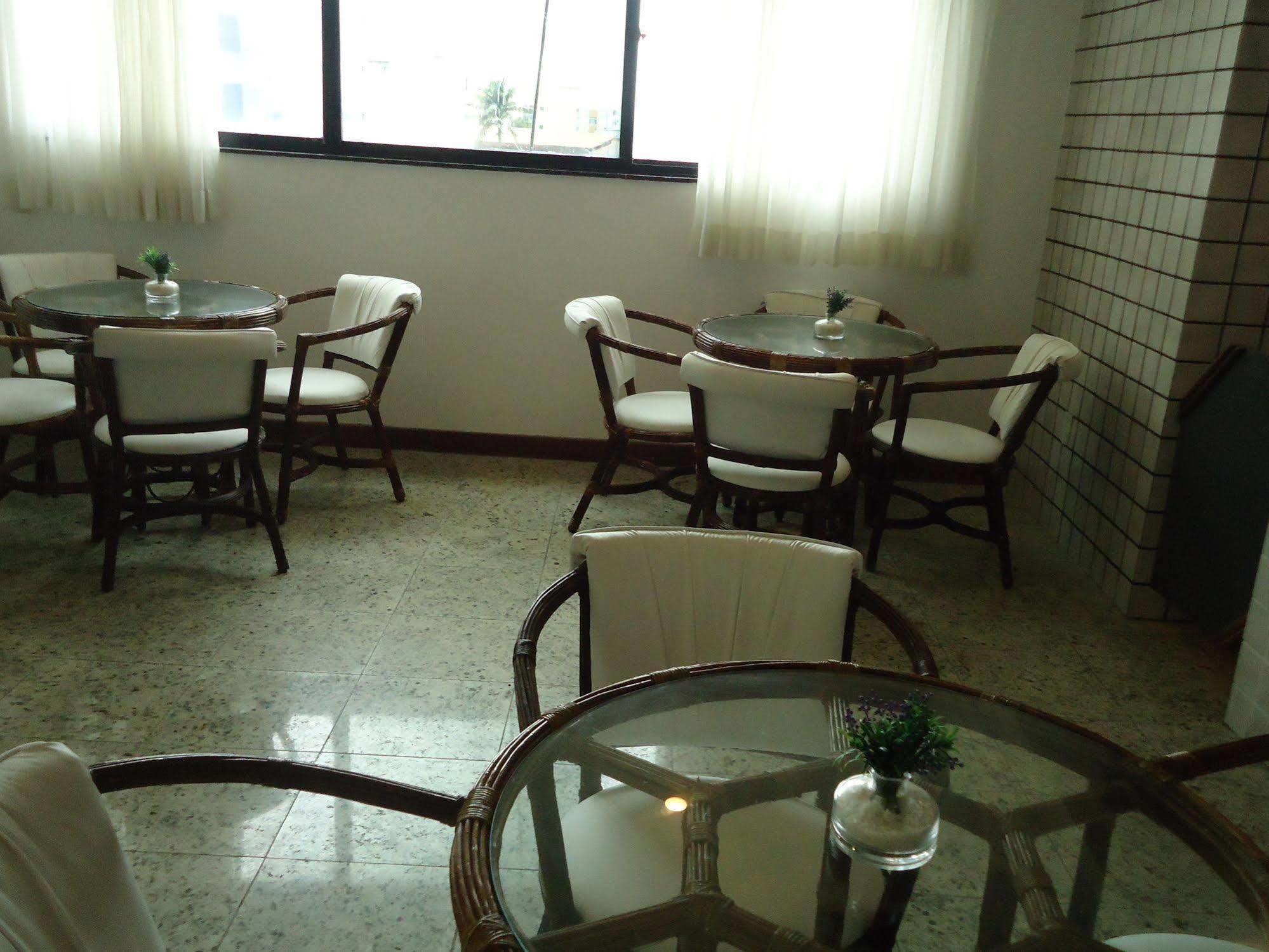 A Vista 3*